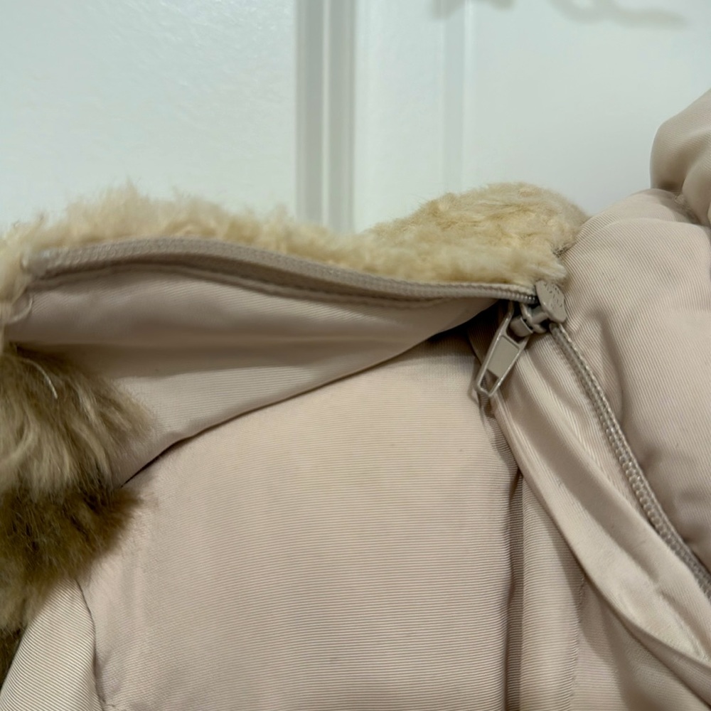 Vince Camuto Cream Puffer Winter Dessert in a Front Zipper Coat M - Picture 7 of 13